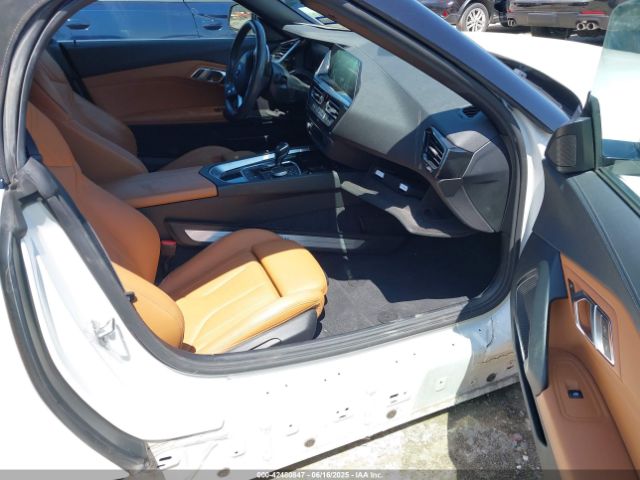 2020 BMW Z4 WBAHF3C04LWW76724 Photo 4