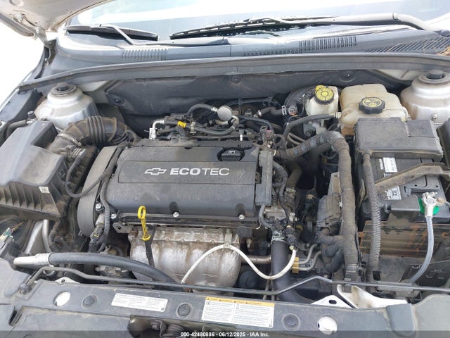 1G1PA5SH8F7203917 Chevrolet luw