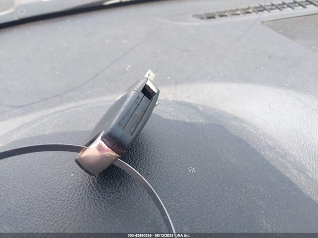 1G1PA5SH8F7203917 Chevrolet luw