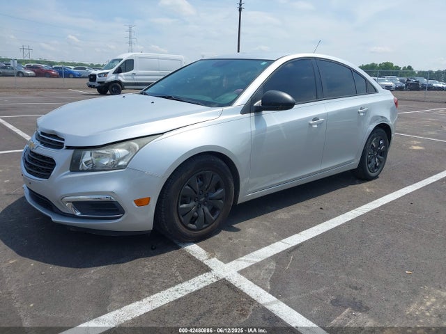1G1PA5SH8F7203917 Chevrolet luw