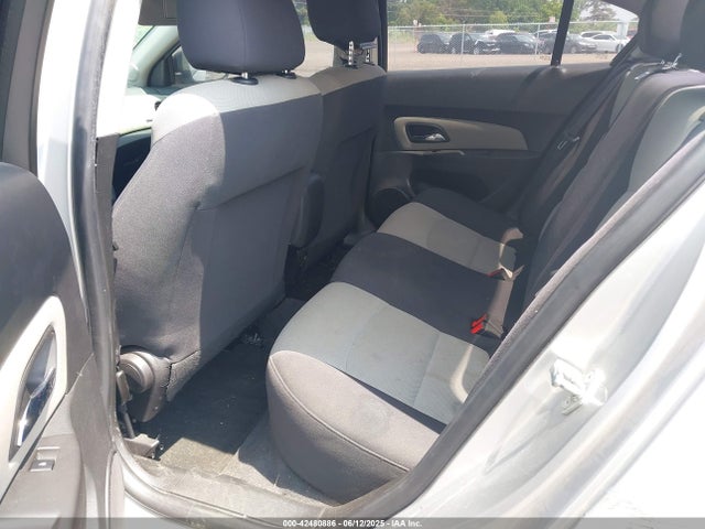 1G1PA5SH8F7203917 Chevrolet luw
