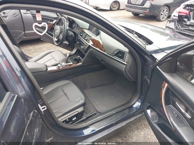 WBA3B3G5XFNR86284 BMW 328I