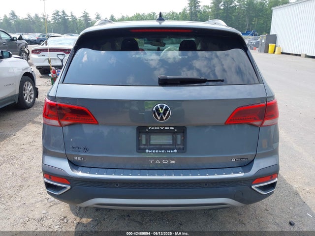 3VV2X7B21NM049337 Volkswagen tsi