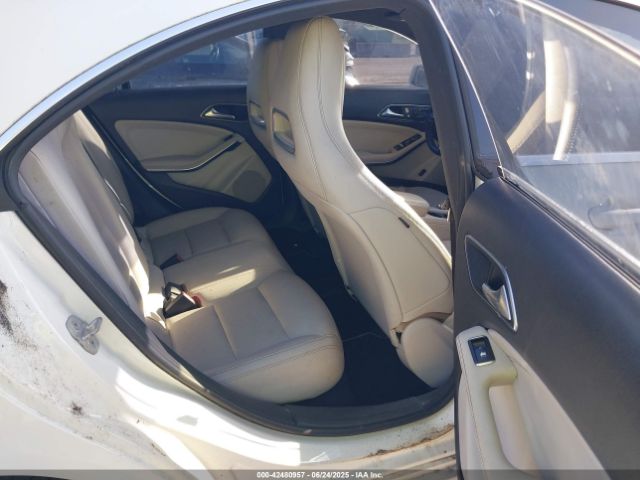 2014 MERCEDES-BENZ CLA 250 WDDSJ4EB3EN032531 Photo 7
