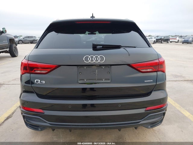 WA1EECF30M1109417 Audi 45 tfsi 2.0t