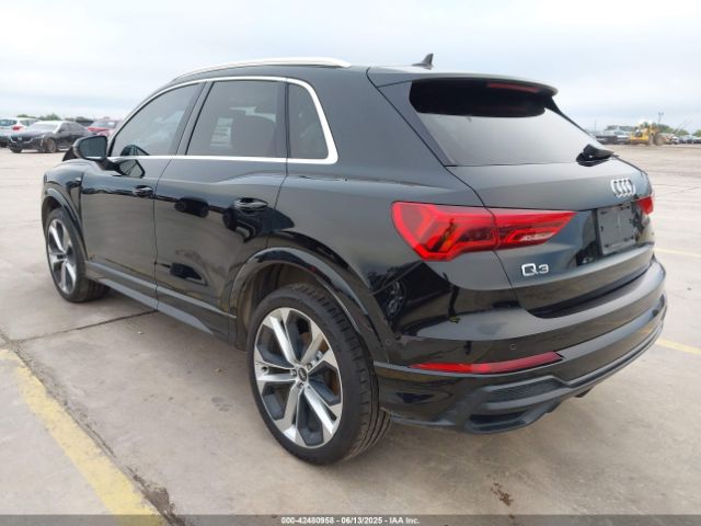 2021 AUDI Q3 WA1EECF30M1109417 Photo 2