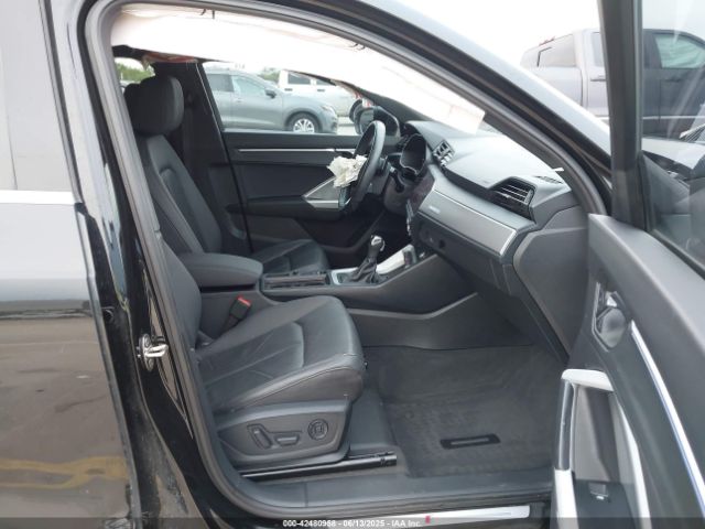 2021 AUDI Q3 WA1EECF30M1109417 Photo 4