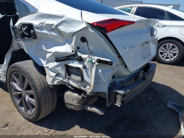Honda l15b7 2021 19XFC1F38ME205751 Image 19