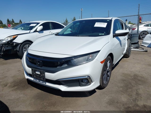 Honda l15b7 2021 19XFC1F38ME205751 Image 2