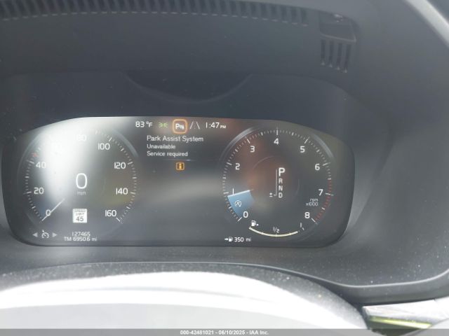 2018 VOLVO XC60 LYV102RK8JB082486 Photo 6