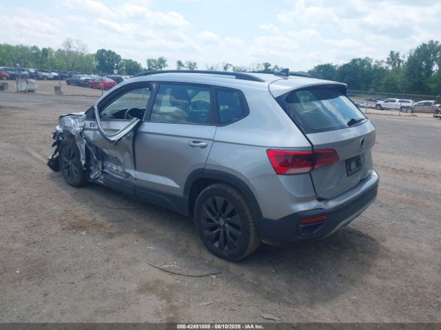 2024 VOLKSWAGEN TAOS 3VV5X7B28RM054053 Photo 2
