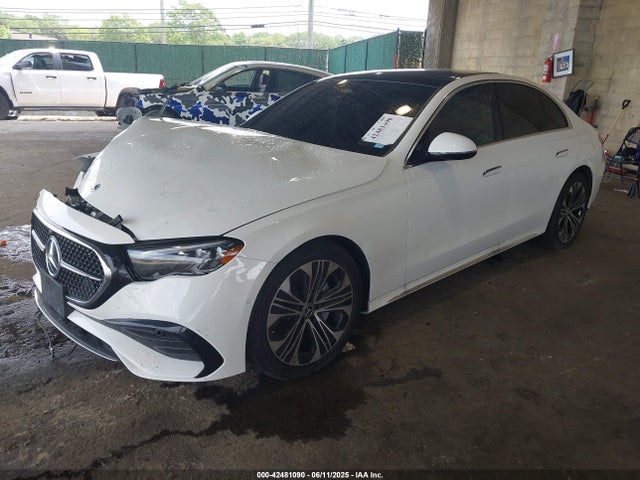 W1KLF4HB3RA023763 Mercedes-Benz m254