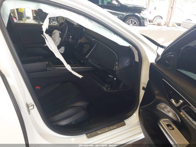 W1KLF4HB3RA023763 Mercedes-Benz m254