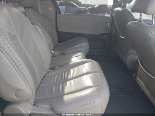 2012 TOYOTA SIENNA 5TDYK3DC4CS186081 Photo 7