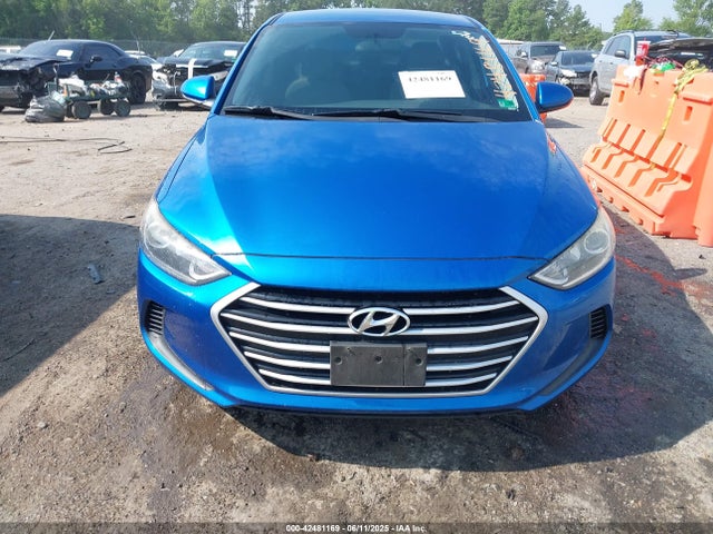 5NPD84LF4HH038069 Hyundai 2017