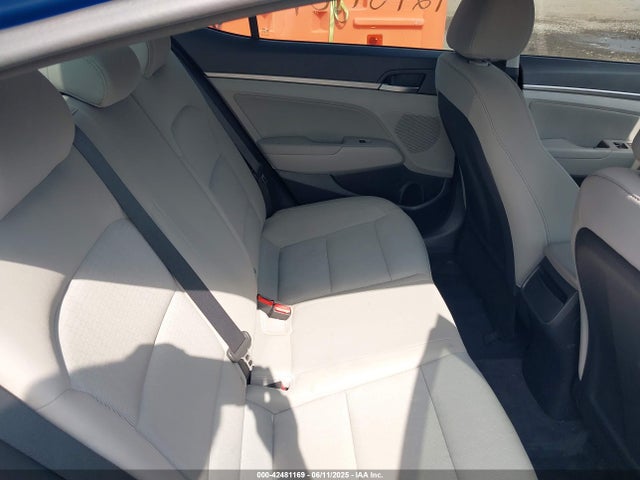 5NPD84LF4HH038069 Hyundai 2017