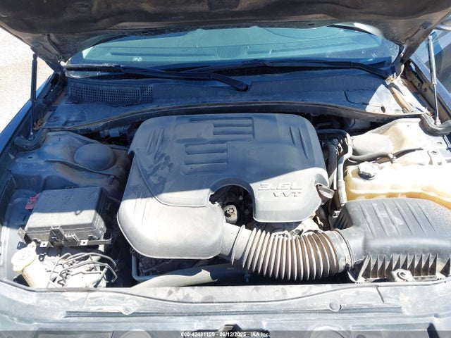 2C3CCAEG8HH579833 Chrysler 300