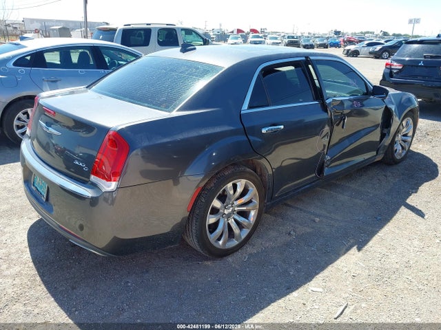2C3CCAEG8HH579833 Chrysler 300