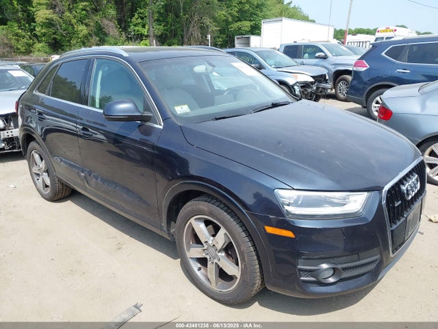 2015 AUDI Q3 WA1EFCFS6FR004485 Photo 0