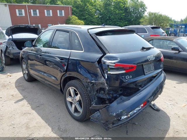 2015 AUDI Q3 WA1EFCFS6FR004485 Photo 2