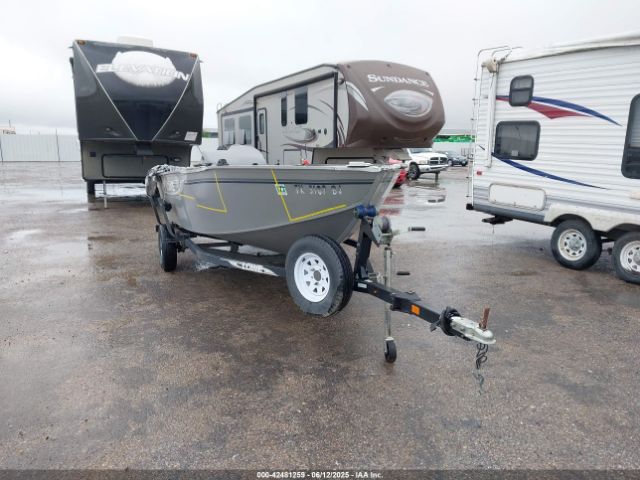 2011 LOWE OTHER LWC05263C111