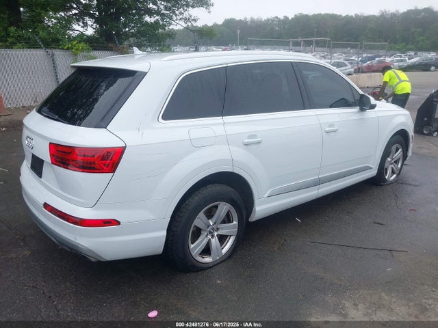 2019 AUDI Q7 WA1LHAF74KD025148 Photo 3
