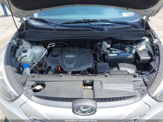 KM8JUCAG3EU869371 Hyundai TUCSON SE