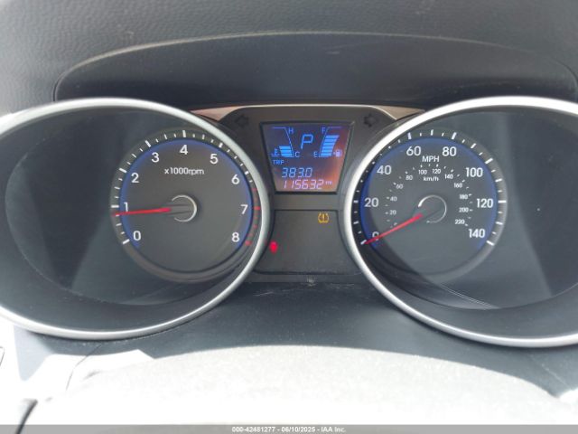 KM8JUCAG3EU869371 Hyundai TUCSON SE
