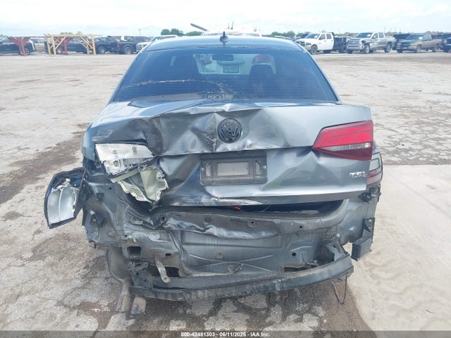 3VWDB7AJ1HM315584 Volkswagen 1.4 tsi