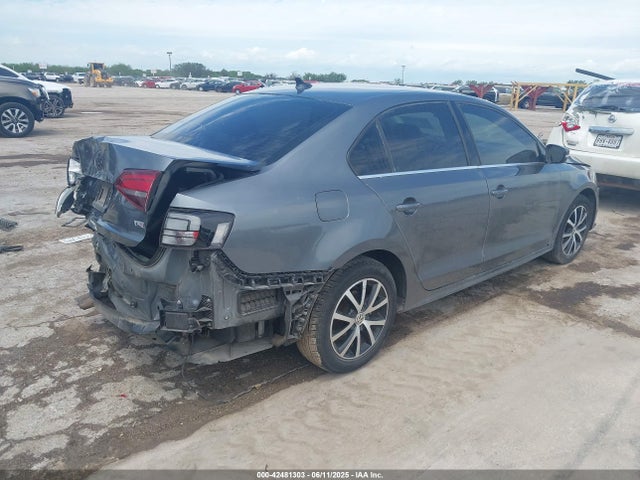 3VWDB7AJ1HM315584 Volkswagen 1.4 tsi
