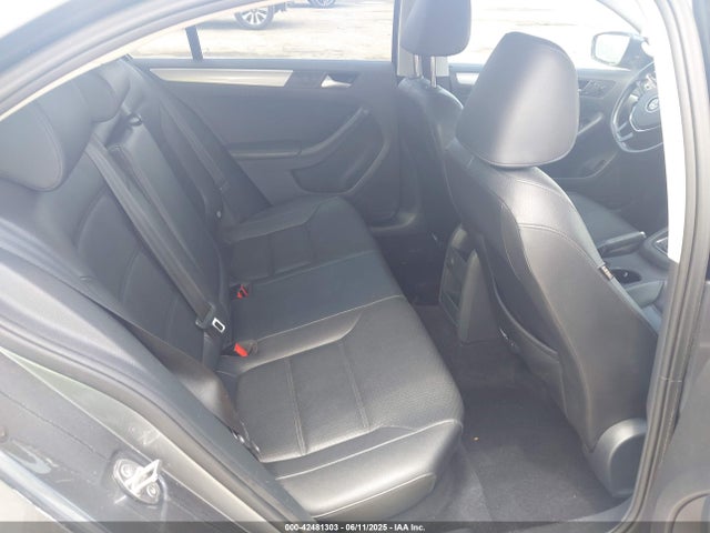 3VWDB7AJ1HM315584 Volkswagen 1.4 tsi