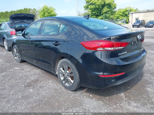 5NPD84LF5HH000687 Hyundai ELANTRA SE