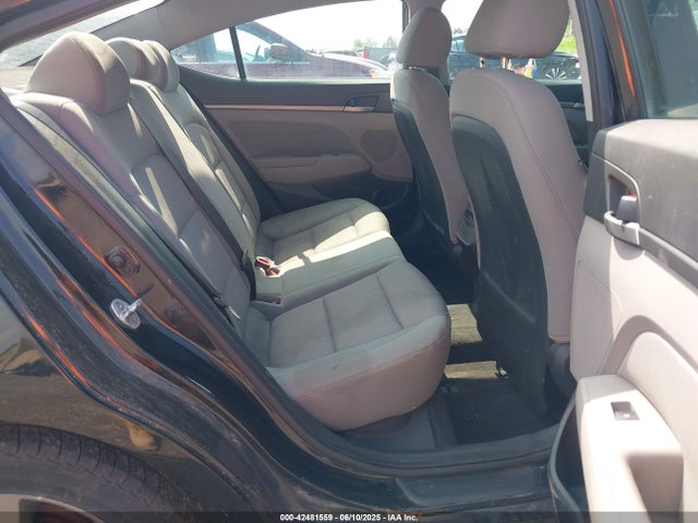 5NPD84LF5HH000687 Hyundai ELANTRA SE