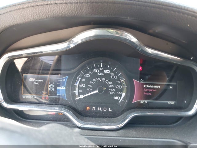 Lincoln MKT 2015 2L1MJ5LK8FBL00480 Image 7