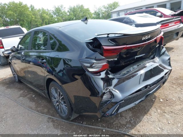 2023 KIA FORTE 3KPF54AD9PE648250 Photo 2