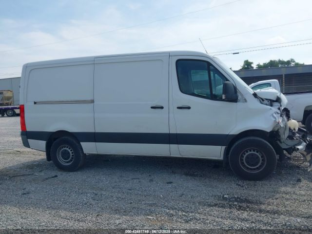 W1Y70BGY9NT088053 Mercedes-Benz Sprinter 1500 Standard Roof I4
