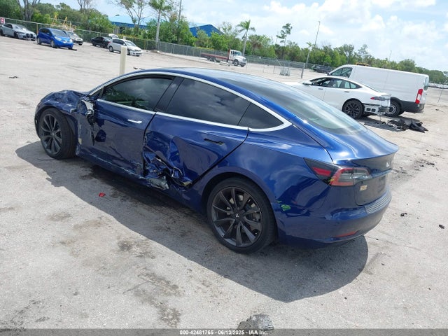 2019 TESLA MODEL 3 5YJ3E1EA4KF193604 Photo 2