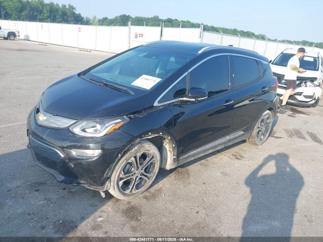 1G1FX6S02H4177426 Chevrolet 2017