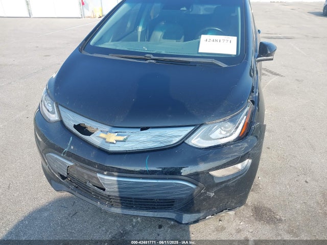 1G1FX6S02H4177426 Chevrolet 2017