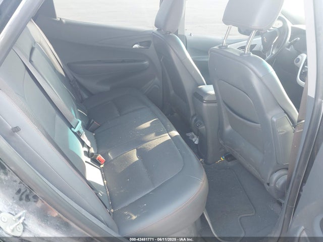 1G1FX6S02H4177426 Chevrolet 2017