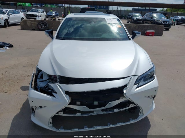 Lexus a25a-fxs, 3nm 2024 58AEA1C17RU050563 Image 13