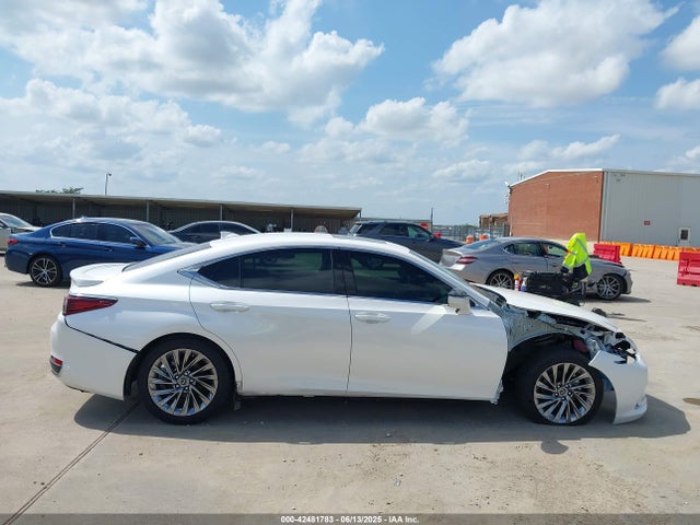Lexus a25a-fxs, 3nm 2024 58AEA1C17RU050563 Image 14