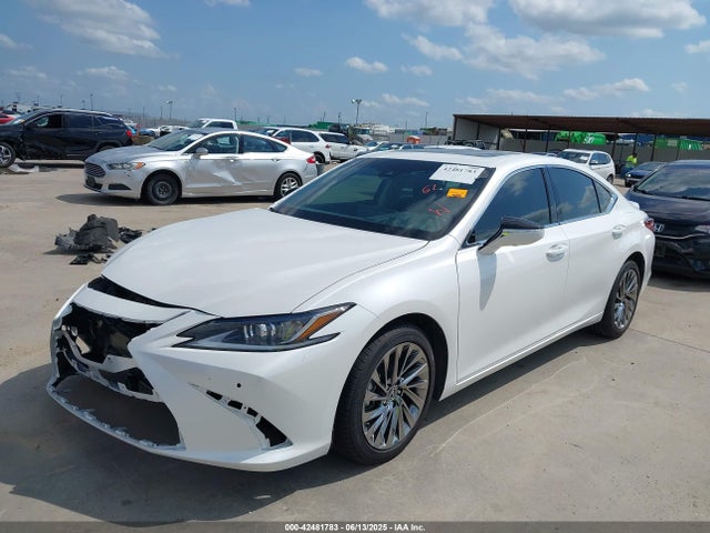 Lexus a25a-fxs, 3nm 2024 58AEA1C17RU050563 Image 2