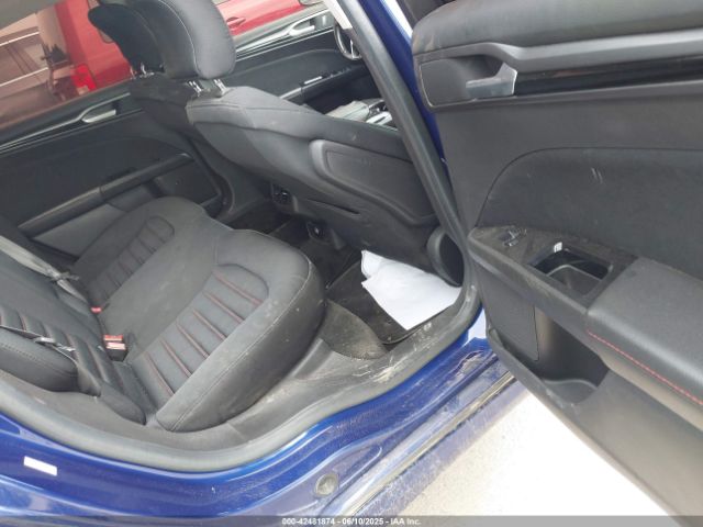 3FA6P0H92GR258867 Ford FUSION SE