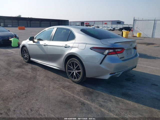 2022 TOYOTA CAMRY 4T1G11AK3NU648915 Photo 2