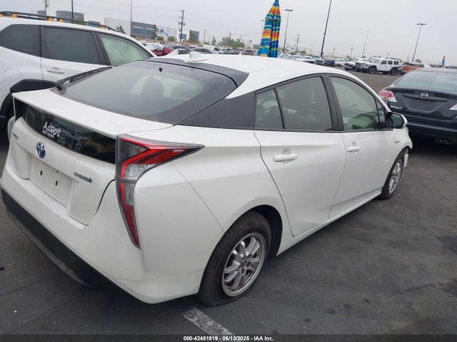 JTDKBRFU0G3003930 Toyota Prius Two