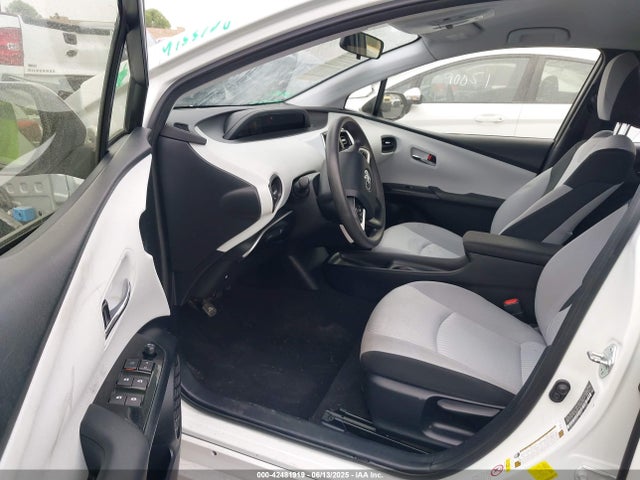 JTDKBRFU0G3003930 Toyota Prius Two