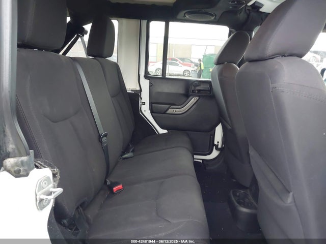 1C4BJWDG6EL290055 Jeep Wrangler