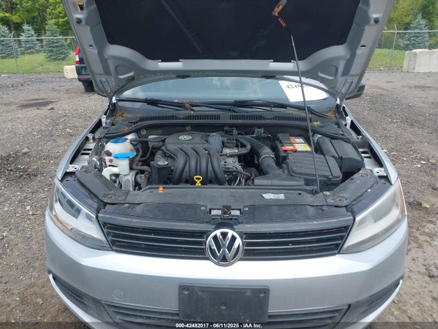 3VW2K7AJ3EM244603 Volkswagen Jetta