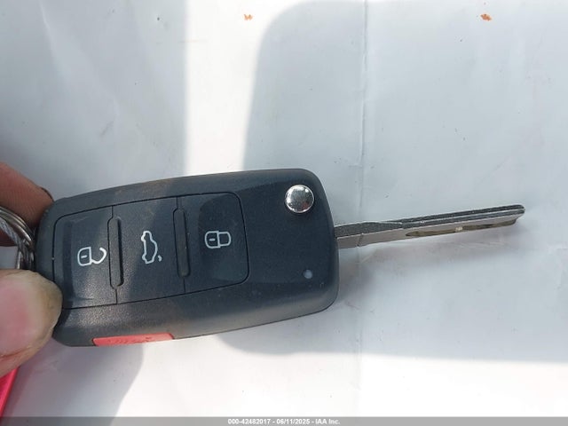 3VW2K7AJ3EM244603 Volkswagen Jetta